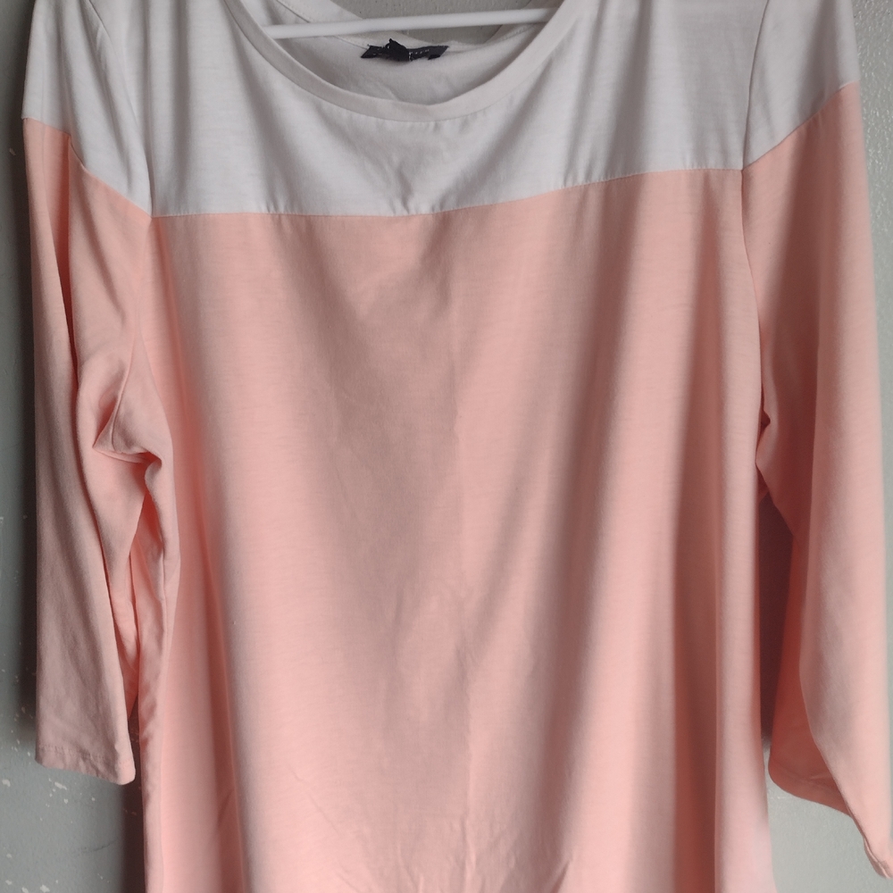 The Limited,Peach & White, Women's 2xl Top,w NEW Earrings & Free Thank You Gift